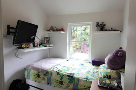 3 bedroom semi-detached house to rent - Photo 4