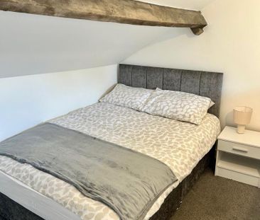 1 bedroom in a house share to rent - Photo 3