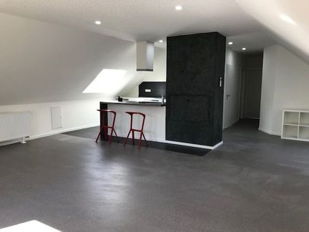 moderne Dachstudio-Wohnung in St. Ingbert - Foto 2