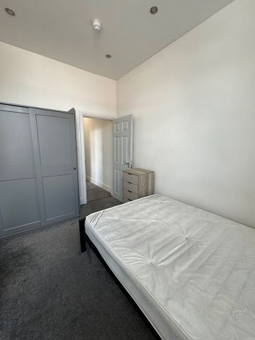 3 Bed Flat, Queens Road, NG9 - Photo 3