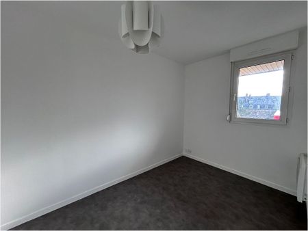 1 Pièce bis Centre ville – - Photo 3