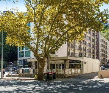 Fifth Floor City Haven - Photo 3