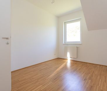 Loich - moderne 4 Zimmer Dachgeschosswohnung - Foto 2