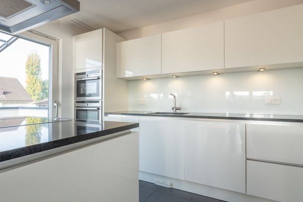 Traumhafte 4.5-Zimmer-Maisonettewohnung mit luxuriösem Wohnkomfort - Photo 1