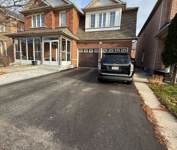 For Lease - 19 Mountain Gorge Road, Brampton, Ontario - Photo 2