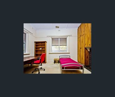 Avail now 3mths fixed then month to month - Photo 2