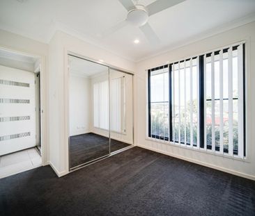 Spacious Family Living in a Prime Ormeau Location - Photo 5