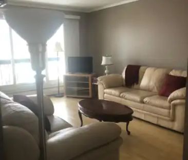 2 bedroom furnished corner unit apartment. Very quiet.Half off 1st ... - Photo 1