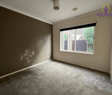 Stunning Family Home - Photo 4