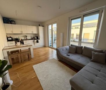 Penthouse mit großer Dachterrasse in urbaner Vielfalt! - Photo 1