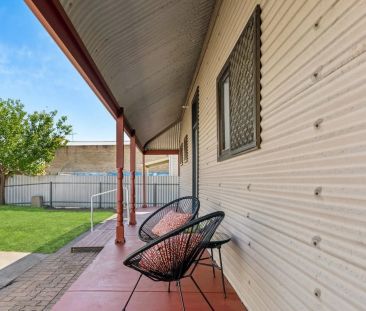 40 Dale Street, Port Adelaide. - Photo 3