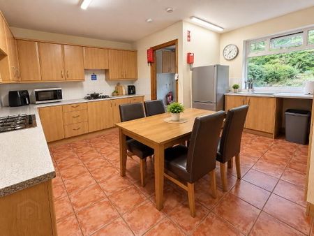 Room 4, 9 Ivy Hill, Derriaghy, Lisburn, BT28 3SL - Photo 2