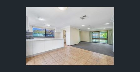 Spacious 4-Bedroom Family Home for Rent in Parkwood - Photo 5