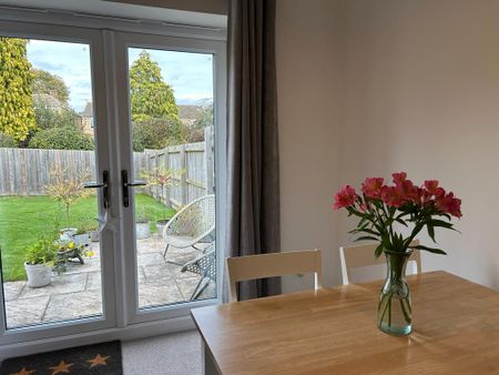 2 bedroom bungalow to rent - Photo 3