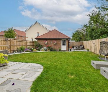 3 bedroom semi-detached house to rent - Photo 6