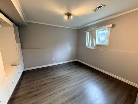 For Lease - 51 Mcdougall Drive Unit# Lower, Barrie, Ontario - Photo 3