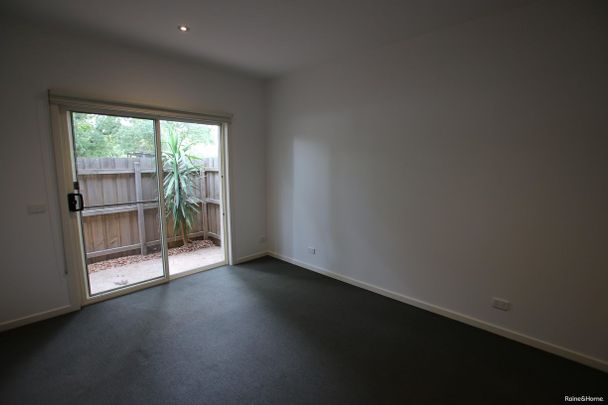 18/110-116 Moore Street, Coburg, VIC 3058 - Photo 1