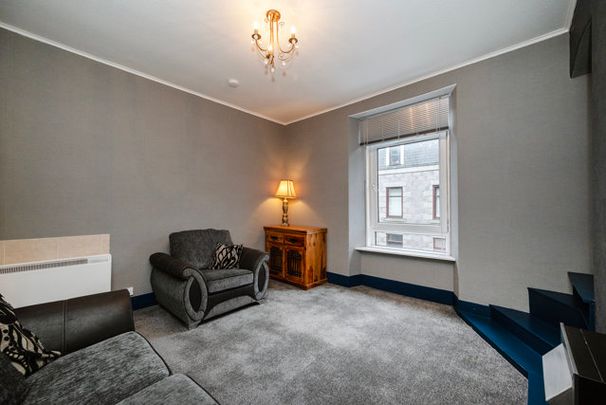 First Floor Right, 43 Ashvale Place, AB10 6QJ, Aberdeen - Photo 1