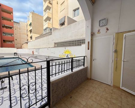 GROUND FLOOR WITH 2 BEDROOMS AND 1 BATHROOM - TORREVIEJA - Photo 3