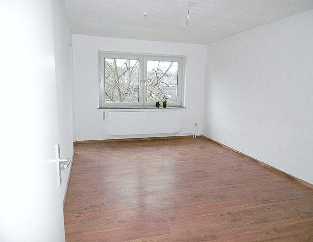 + 3 Zimmer mit Balkon + - Photo 1