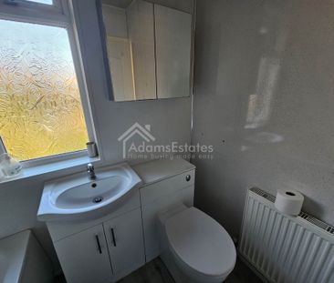 Price £950 pcm - Available Now - Unfurnished - Photo 6