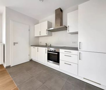 TRES BEL APPARTEMENT PROCHE DE LA GARE - Photo 3