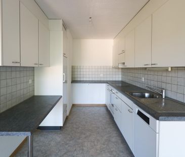 Ruhige 4.5-Zimmer-Wohnung im Grünen / App. calme de 4.5 pièces - Photo 2