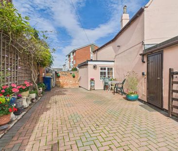 2 bedroom detached house to rent - Photo 6