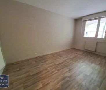 Appartement à louer 3 pièces 74.7m² - Photo 2