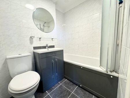 Richmond Road, Brighton BN2 3RL 2 bedroom apartment to rent - Photo 5