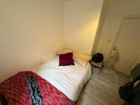 Apartment 1 Stranmillis Road, Belfast, BT9 5AE - Photo 3
