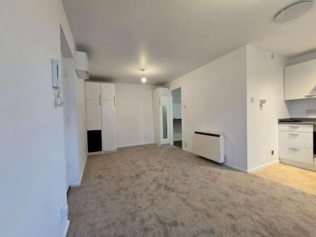 Rednal Mill Drive, Rednal, Birmingham, B45 - Photo 2