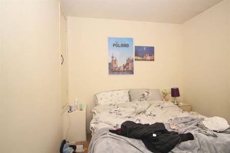 2 bedroom Student Terraced House to rent in Windmill Court, Newcastle Upon Tyne - Photo 3