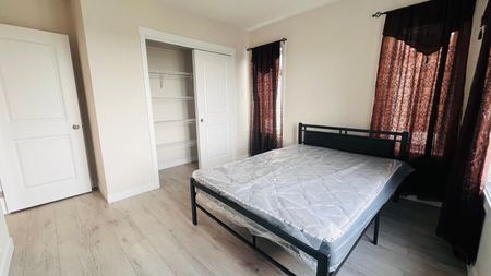 For Lease - 160 ROCHEFORT Street Unit# B-3, Kitchener, Ontario - Photo 2