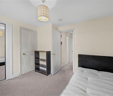 Admiral Place, London, SE16 - Photo 3