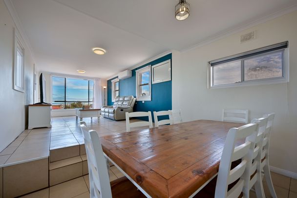 Semi Furnished Property in a beautiful location near the beach - Photo 1