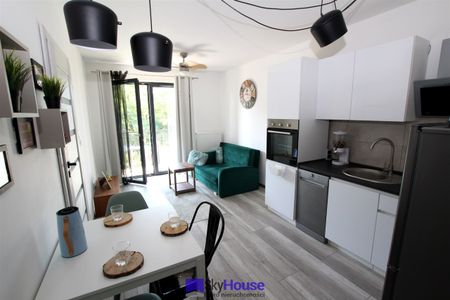 Wrocław, Śródmieście, Plac Grunwaldzki - Photo 3