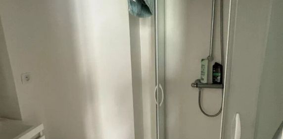 CHAMBRE-SUITE EN COLOCATION MEUBLEE ORLEANS - Photo 2