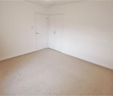 4 bedroom detached house to rent - Photo 1