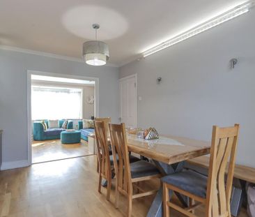 4 bedroom semi-detached house to rent - Photo 5
