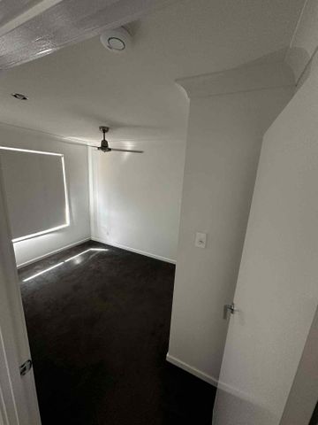 Redbank Plains - Photo 4