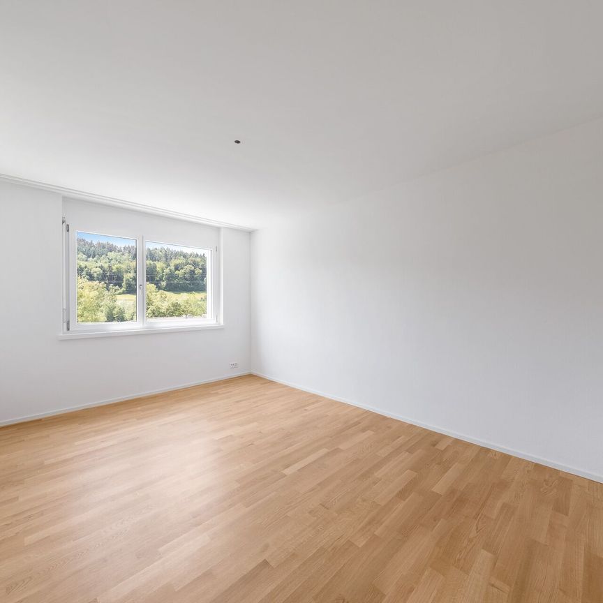 Apartment with a view of the countryside! - Photo 1