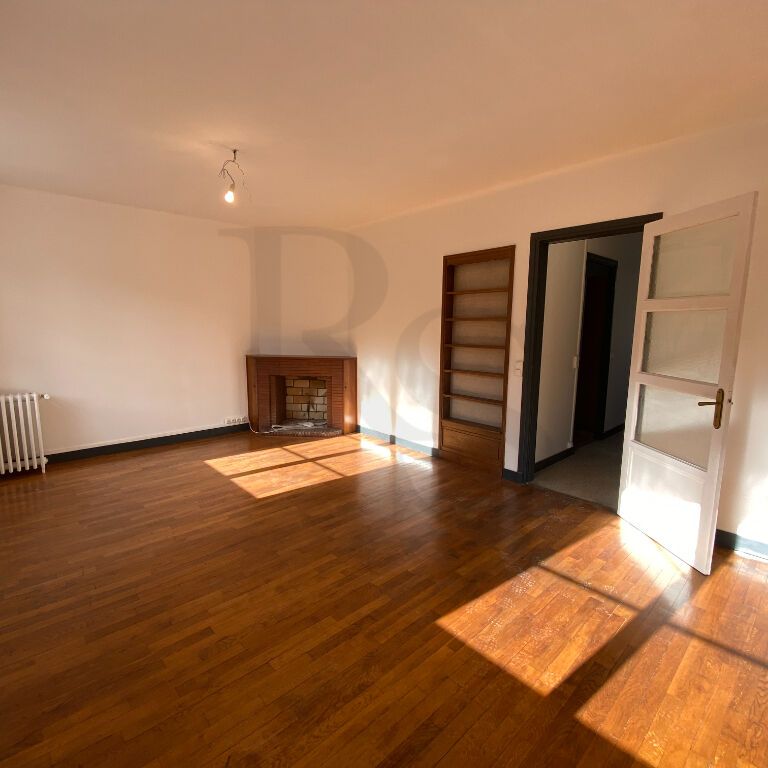 Location Appartement 5 pièces 122m² - Photo 1