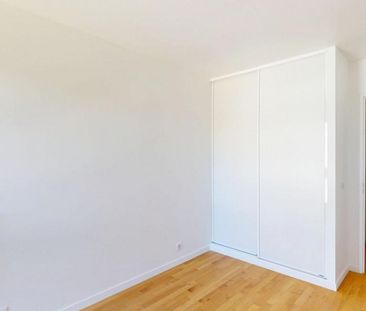 Appartement • Montreuil - Photo 2