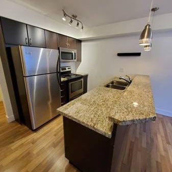 1BD+1DEN & 1BT Suite 2515 Park Dr, Abbotsford - Photo 1