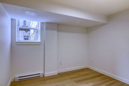 10 Rosemount Avenue - Photo 4