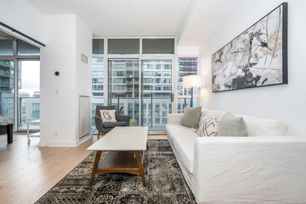 For Lease - 21 Nelson Street Unit# 1015, Toronto, Ontario - Photo 1