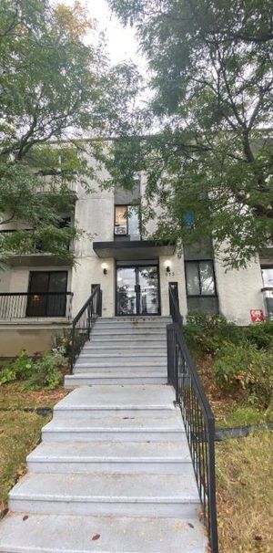 2 CH - 1 SDB - Saint-Jean-sur-Richelieu - $1,295 /mo - Photo 1