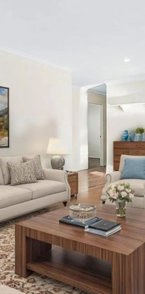 Spacious Dual Living Home with Two Kitchens, Solar Power & Parkland Views - Photo 1