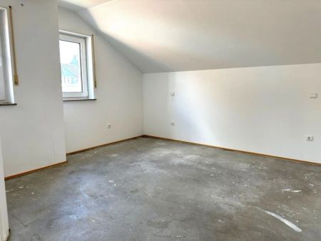 Schöne Dachgeschoss Wohnung in Viersen Dülken - Nur 29 Stufen zu Ihrem Wohnglück. - Photo 2